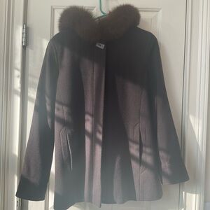 Elegant Brown Fur-Trimmed Women's Coat